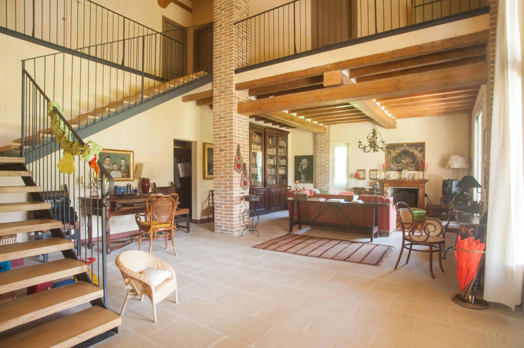 Villa Monia