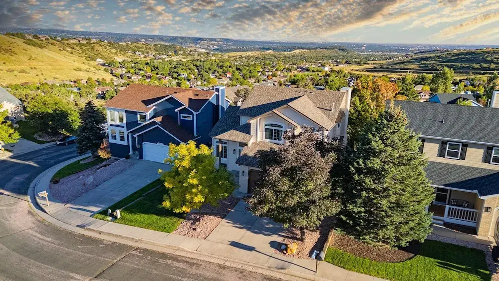 Mountain Retreat With Hot Tub & Views