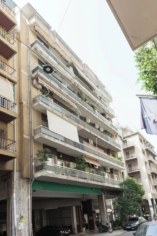 Fresh Exarcheia Studio w Balcony & Style