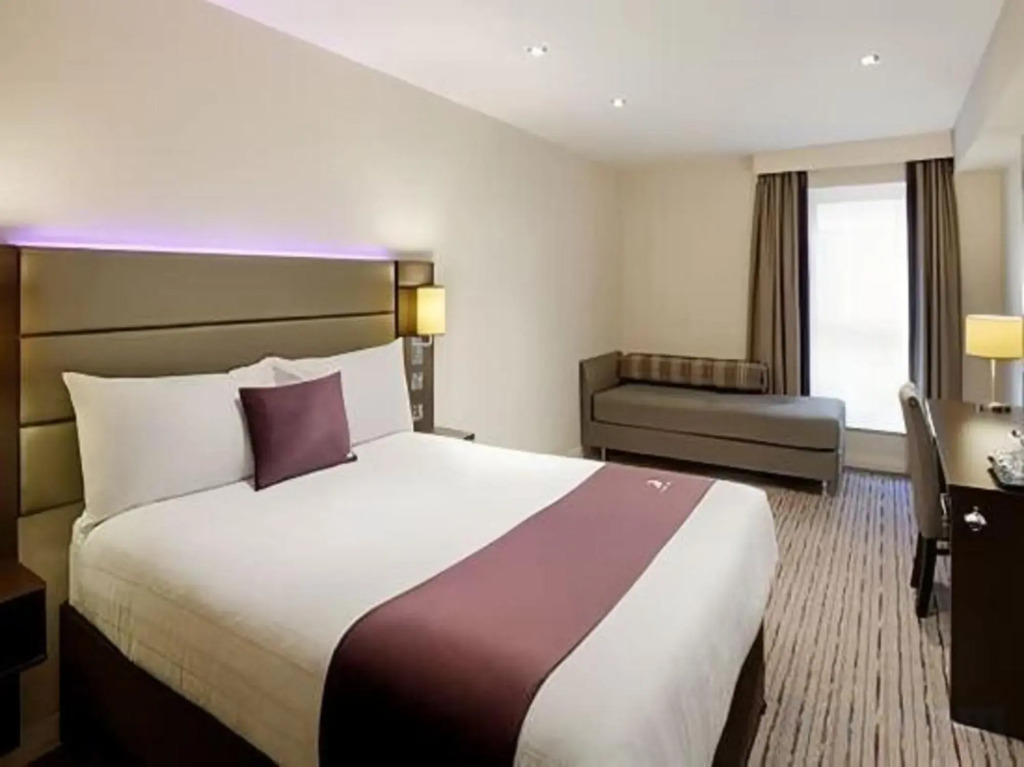 Premier Inn Marlborough Hotel