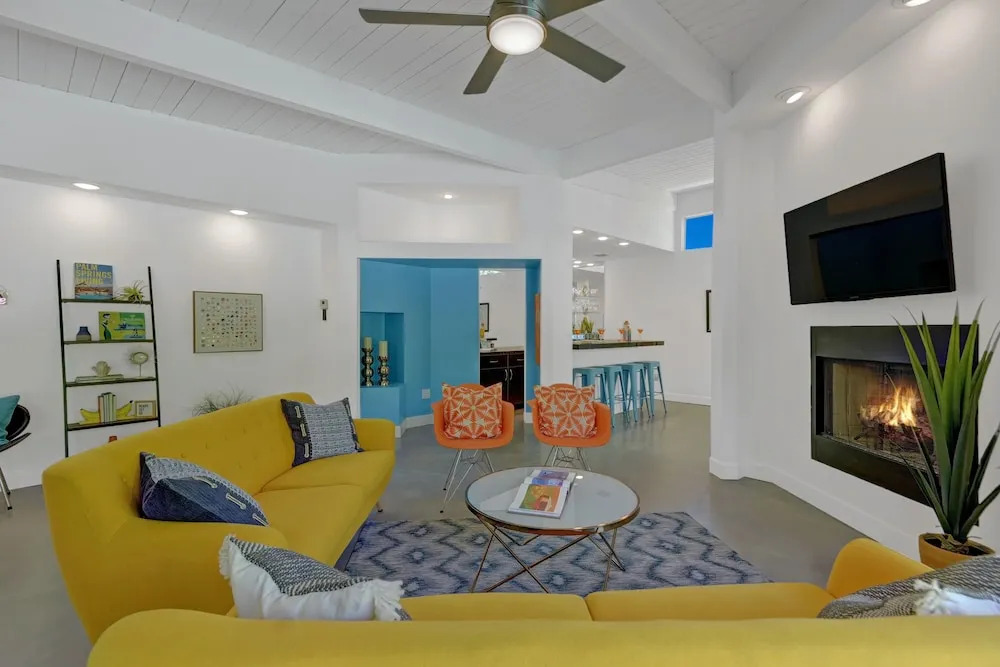 Alexander Social House Five Bedroom House
