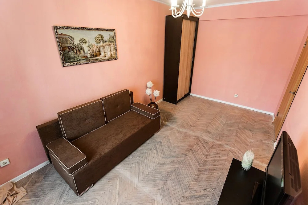 Апартаменты на Ростовской наб., 1