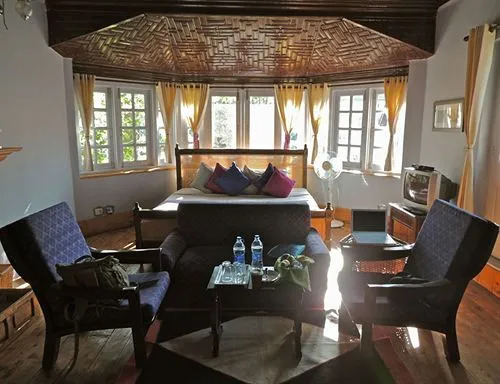 Colonels Kashmir