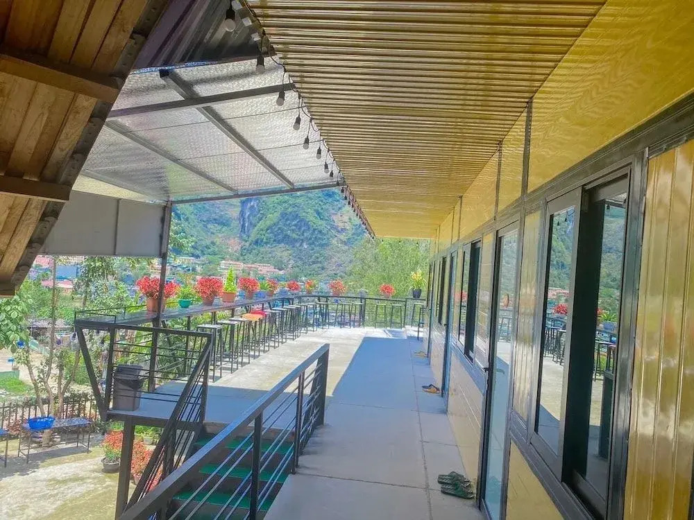 Plum Hillside Lodge