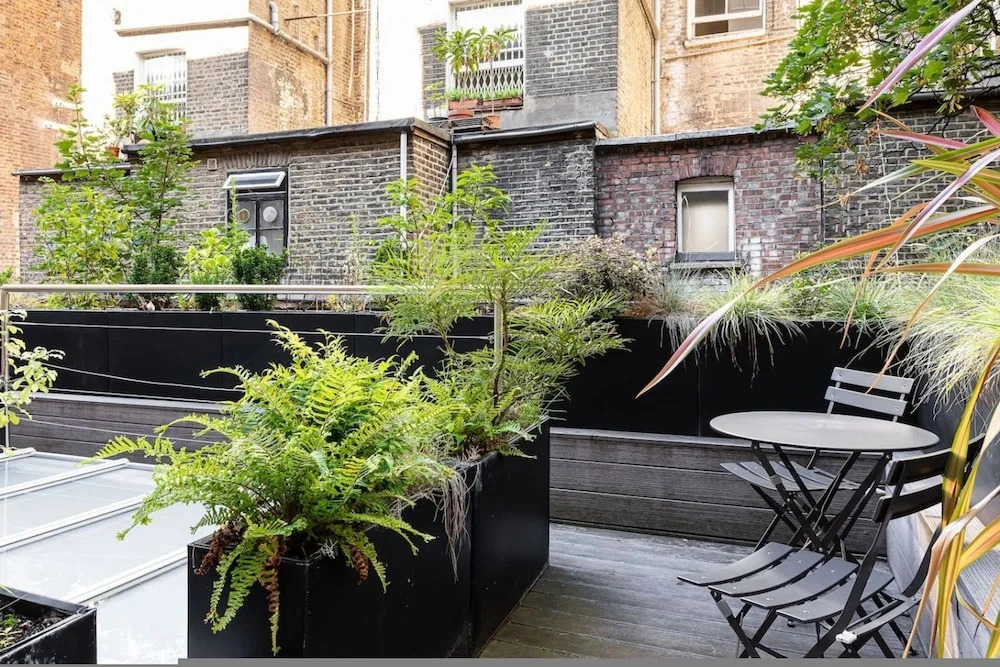 The Bengal Tiger 2 BR With Patio in Notting Hill
