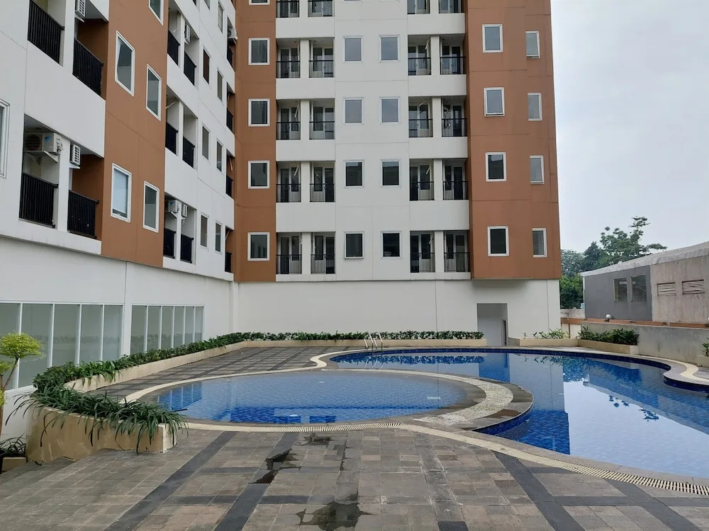 Warm And Simply Look Studio Room Apartment Urban Heights Residences