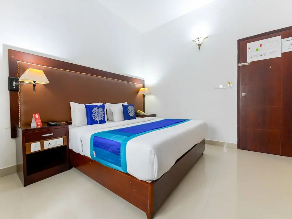 OYO 7188 Ajantha Regency