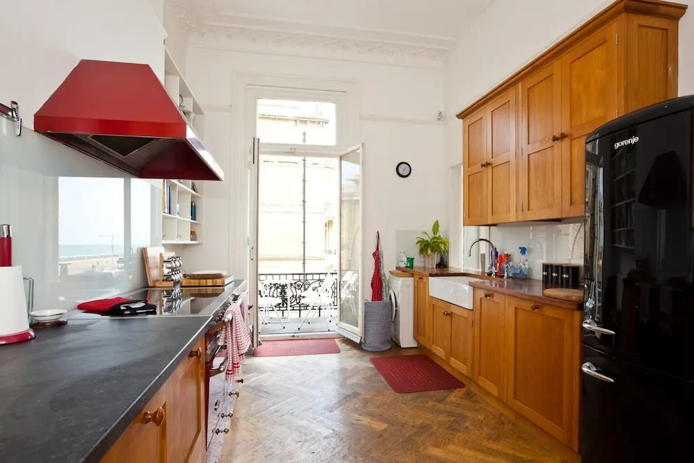 3 Bedroom Seafront Apartment