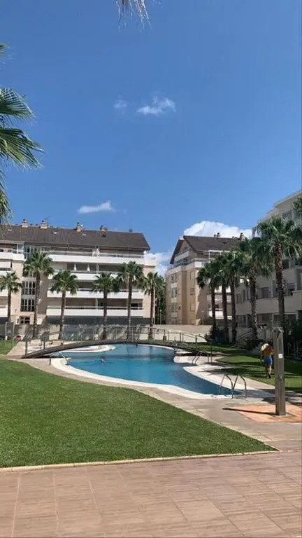 Fabulous Apartment with large pool near beach