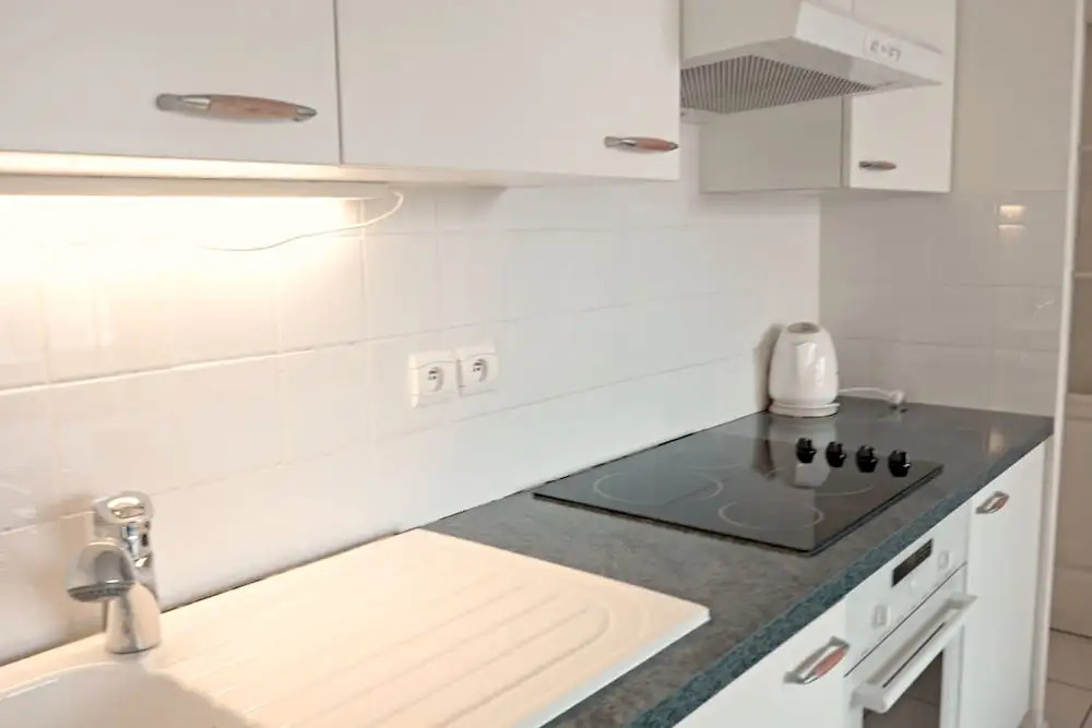 Modern and Cosy Studio