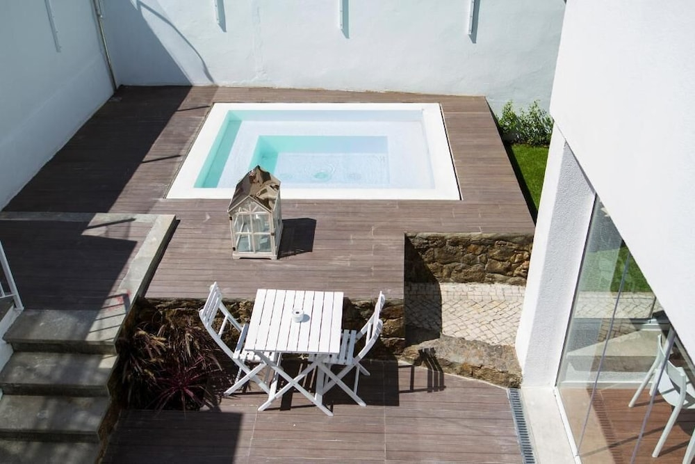 Art 4 You Cascais Suites
