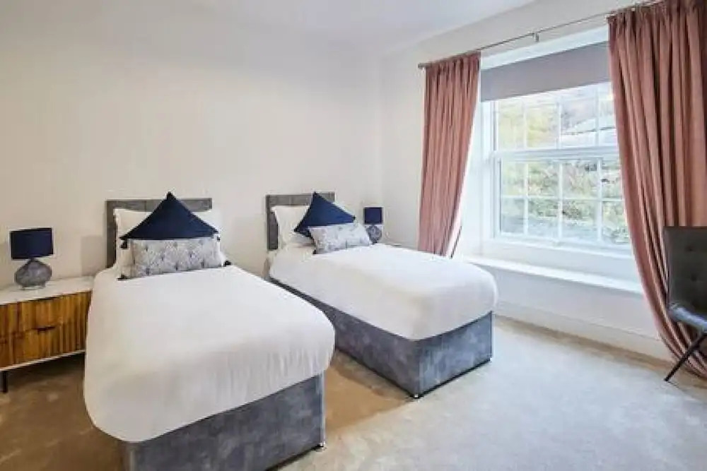 Host Stay South View