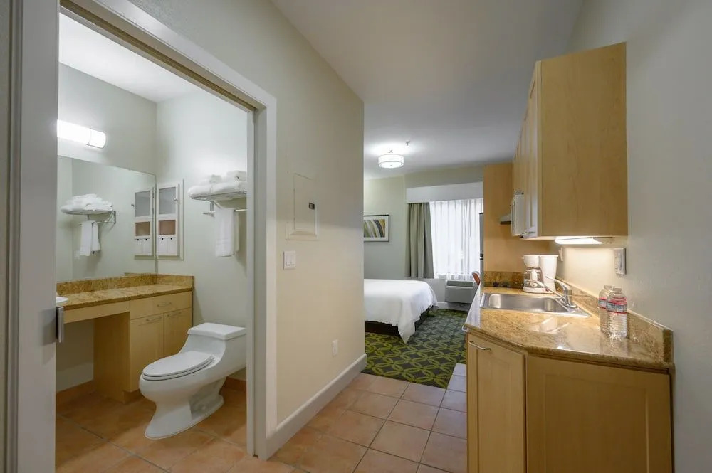 Studios Inn
