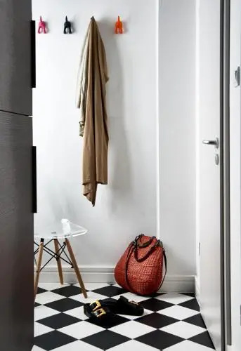 King Street Design Apartment for 12