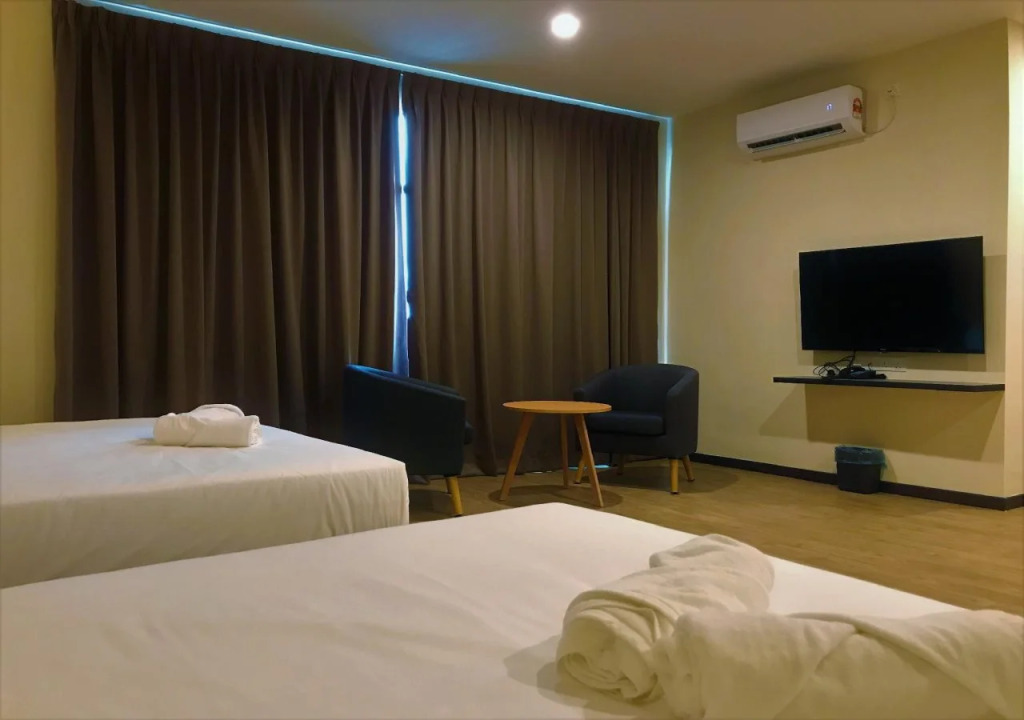 Gergasi Inn