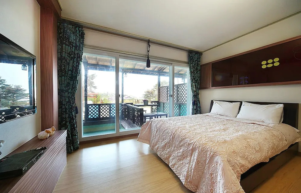 Gangneung Rose Pension