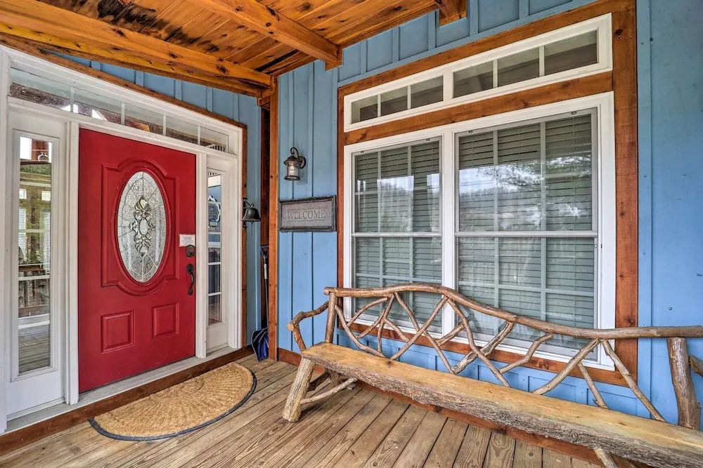 Hot Tub & Game Room: 'A Mountain Dream' in Vilas
