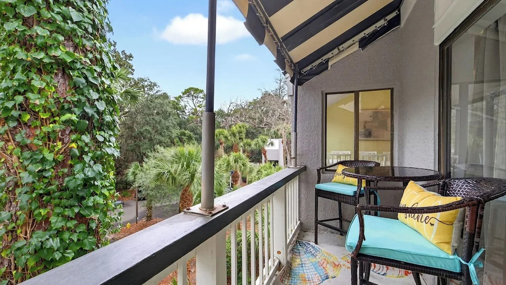 Treetops 4904 by Avantstay Hilton Head Condo + Balcony + Shared Pool + Tennis Court + Near Beach and Dining