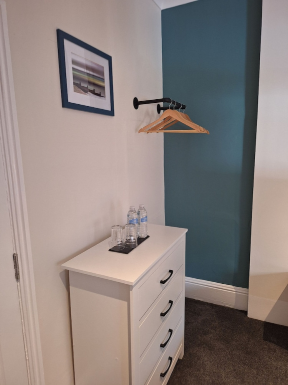Room-comfortable Spacious Double Ensuite