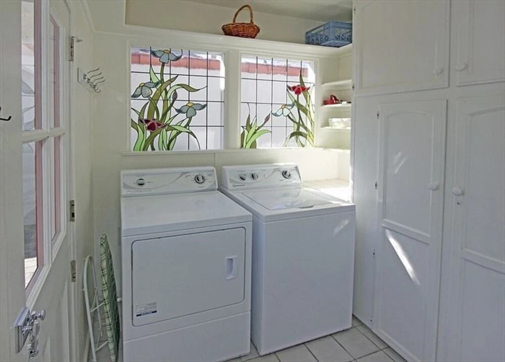 1101 W Bay Ave Sml 4 Bedroom Home