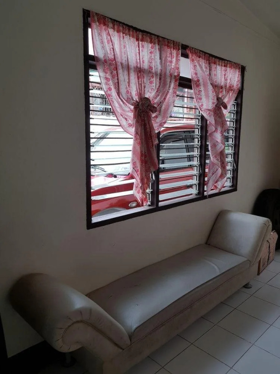 Tuvera Pension House