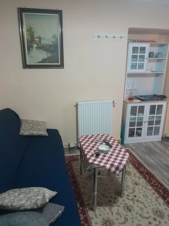 Beautiful 1-bed Apartment in Roma