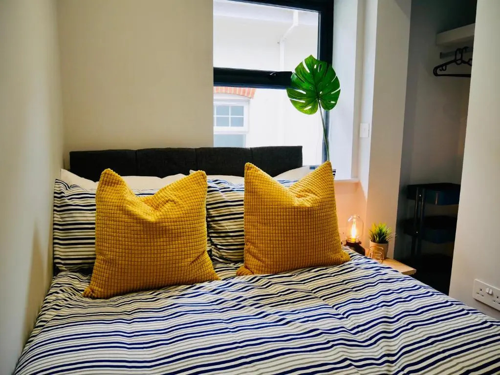 Beautiful AlumPointe Apartment - 400m to the beach