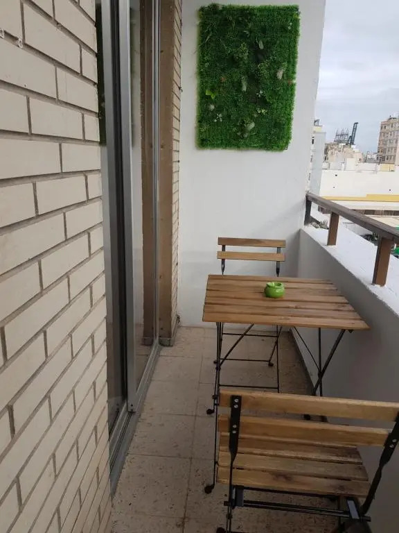 La Naval 209, 5ºA - LONDRES -