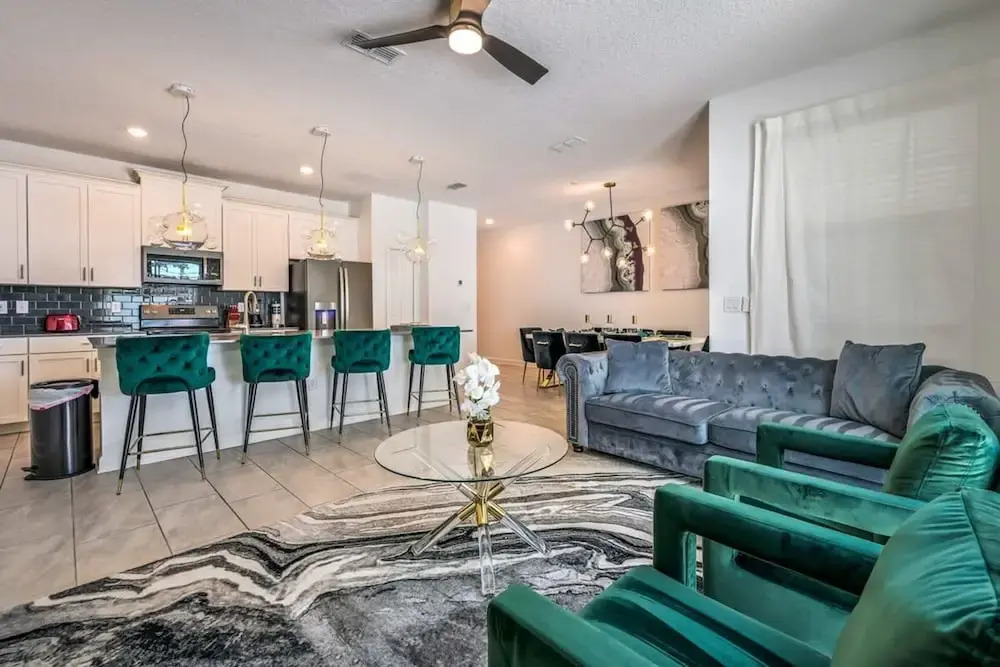 Relax in Style at this Spacious 4-Bedroom Villa