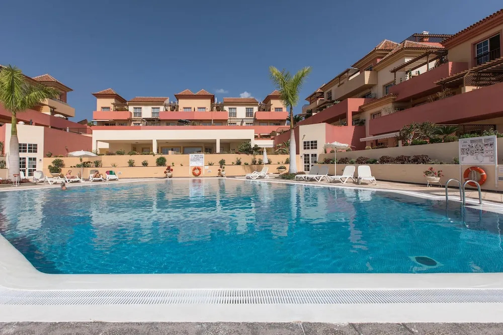 Terrazas del Duque Sun & BeachHouse in the New Golden Mile