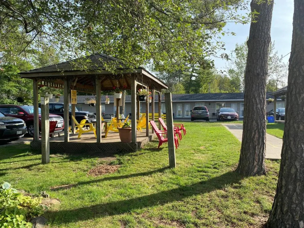 Wasaga Beach Inn And Cottages