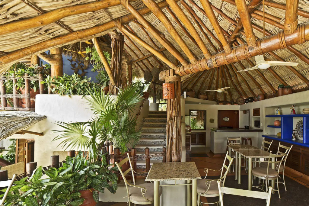 La Villa Luz