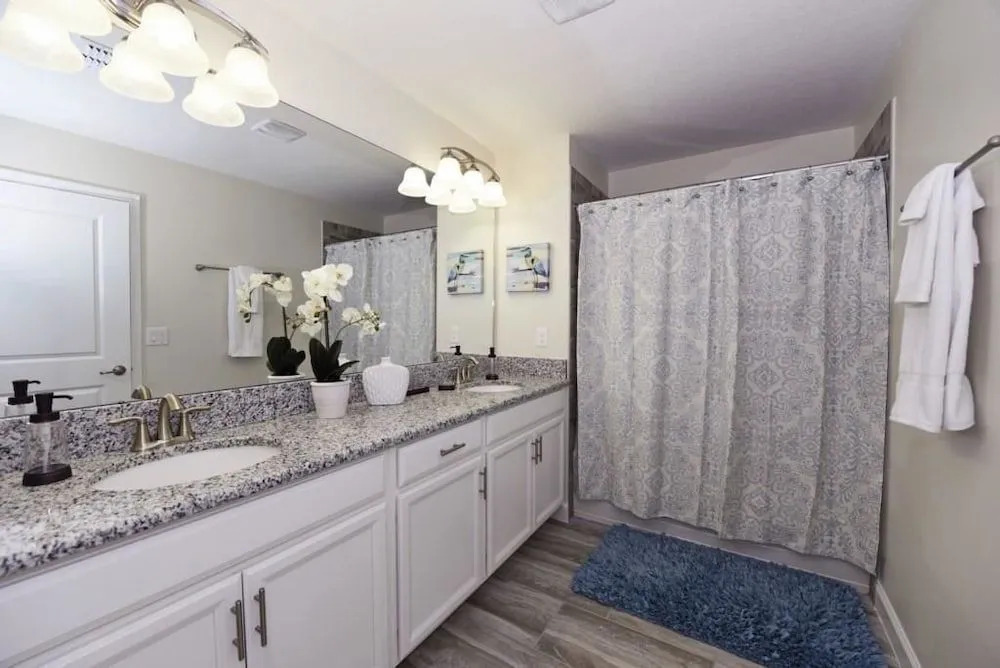 1610 Champions House 4 Bedroom by Florida Star