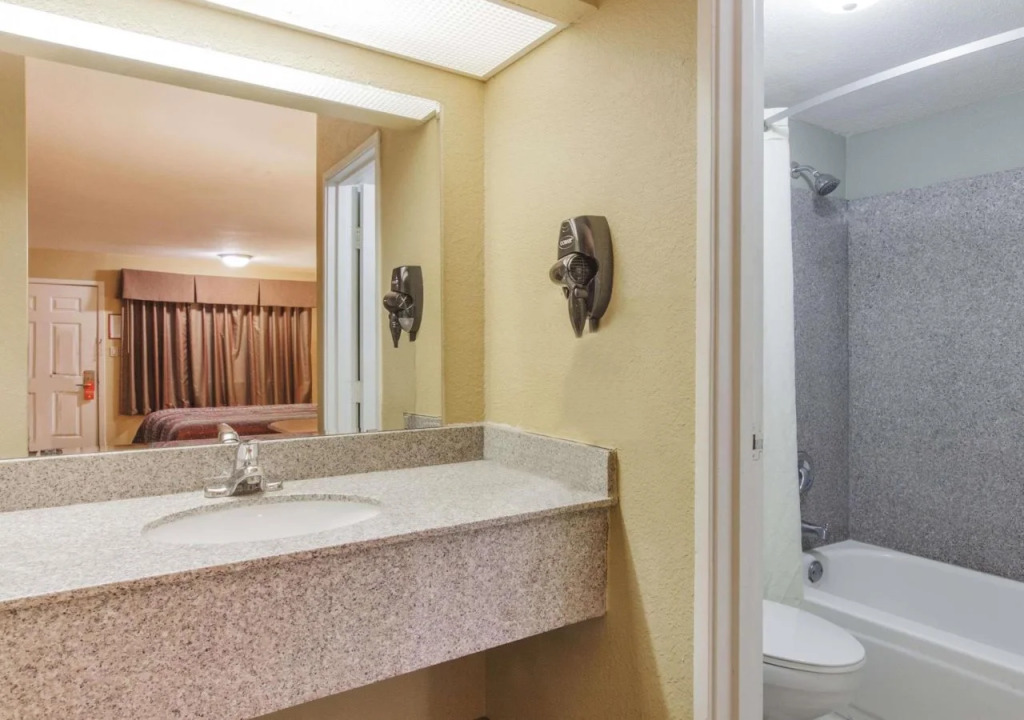 SureStay Hotel by Best Western Spring North Houston