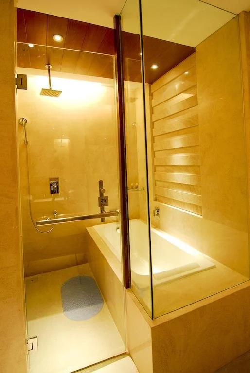 Xian Banpo Lake Hotel