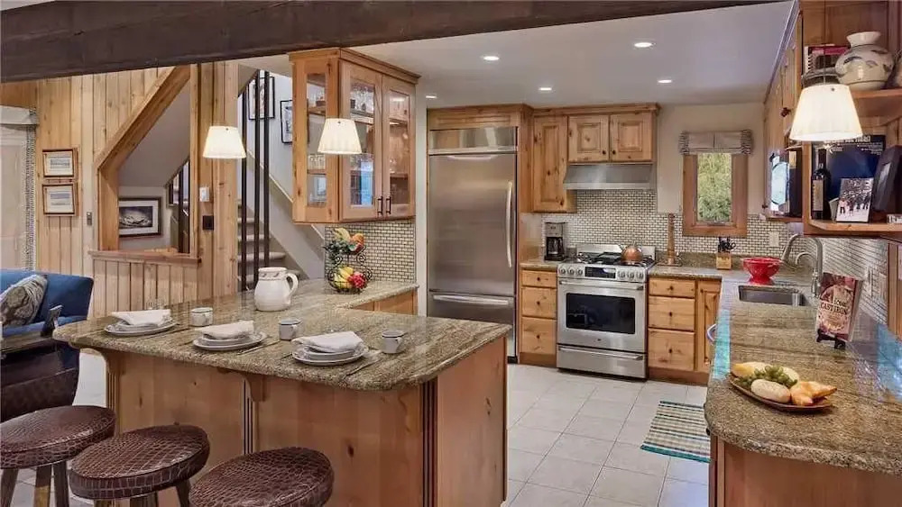 Right O Way 4 Bedroom Holiday home By Moving Mountains