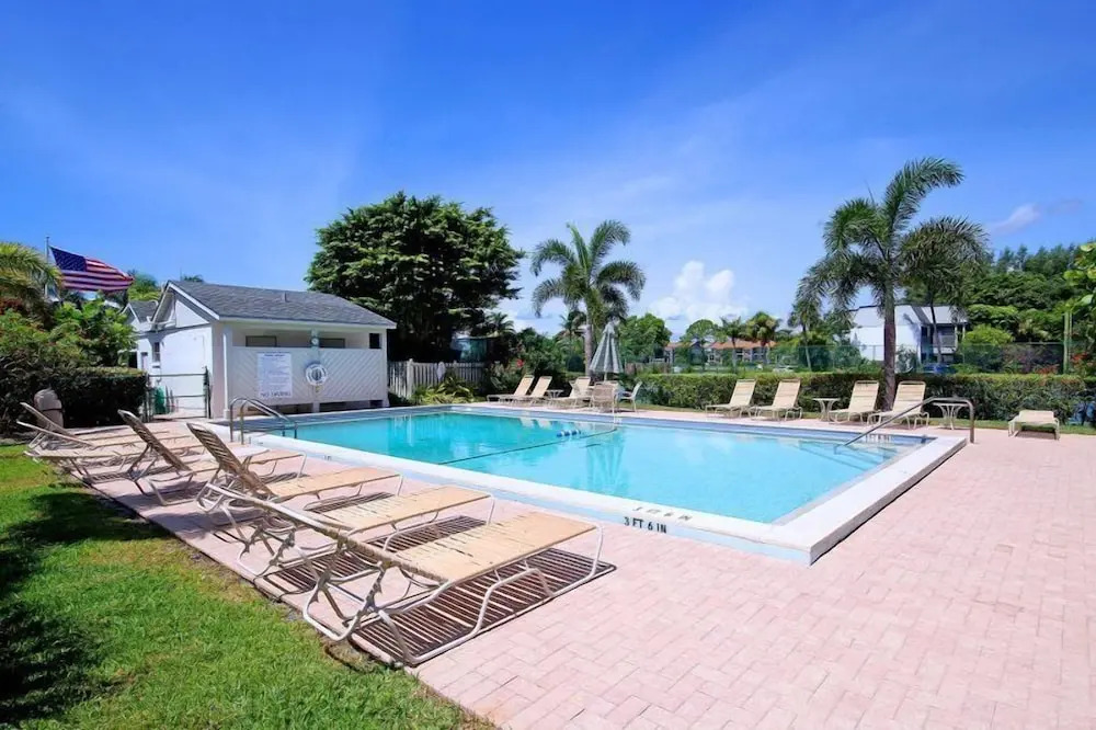Mariner Pointe 323