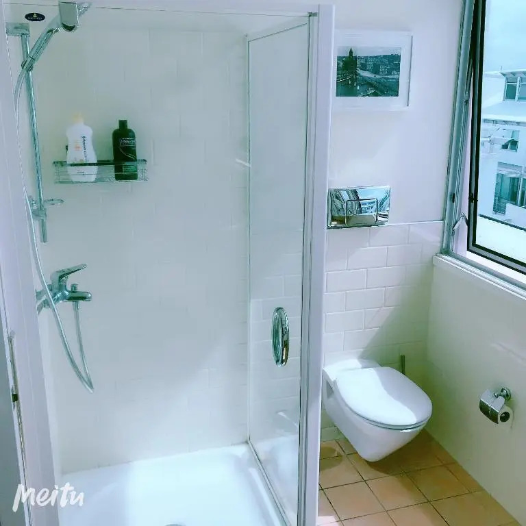 All New Lux Panoramic Sea-view Penthouse on Princes Wharf