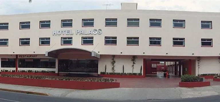 Hotel Palass