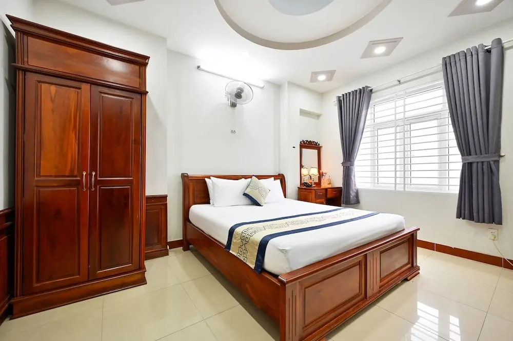 Sky Star Hotel Go Vap