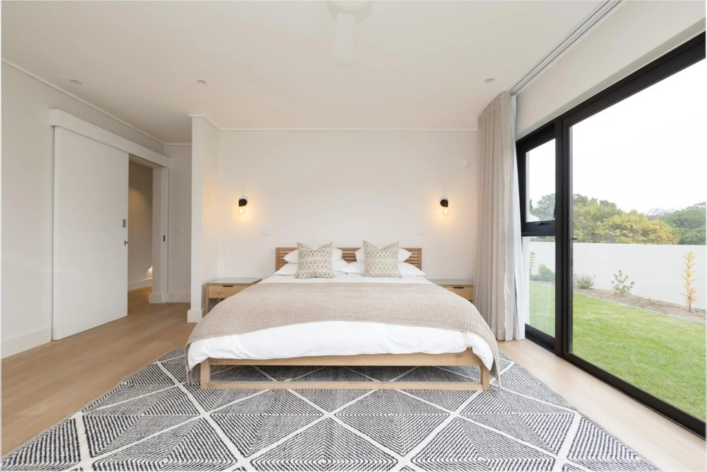Sunset Villa - Luxury Villa 150m from the beach