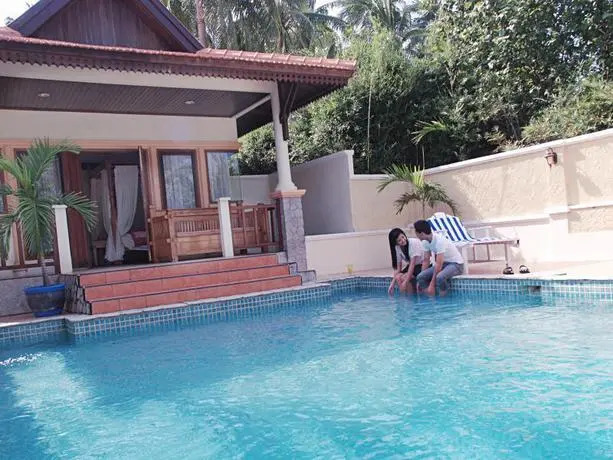 IStana Pool Villas & Spa