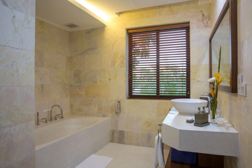 Cam Ranh Riviera Beach Resort & Spa