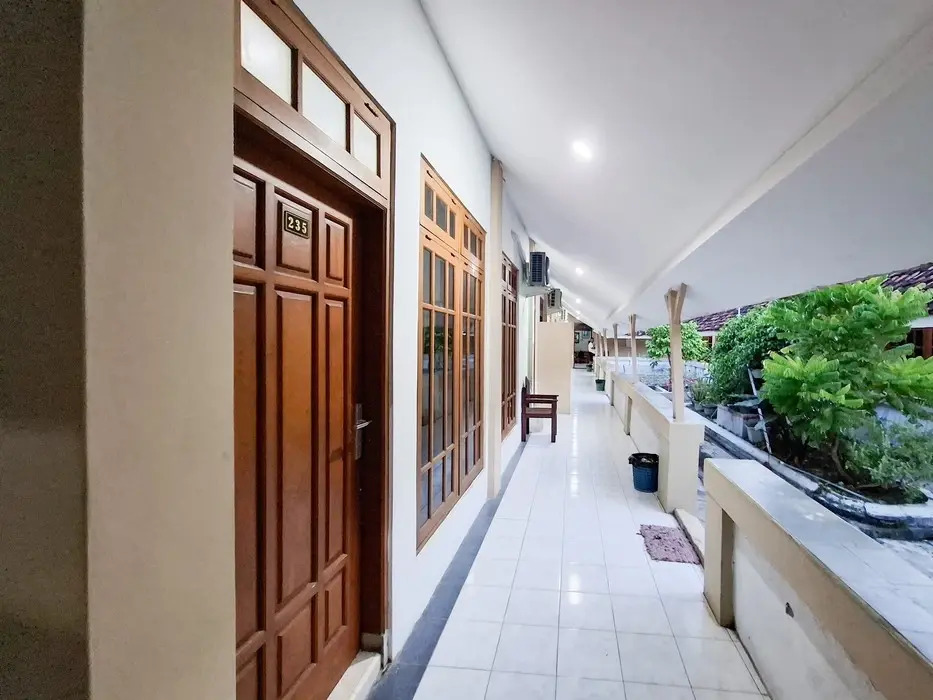 Hotel Djaya RedPartner near Alun Alun Nganjuk
