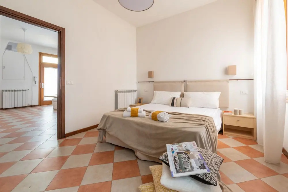Close to Venice Apartment