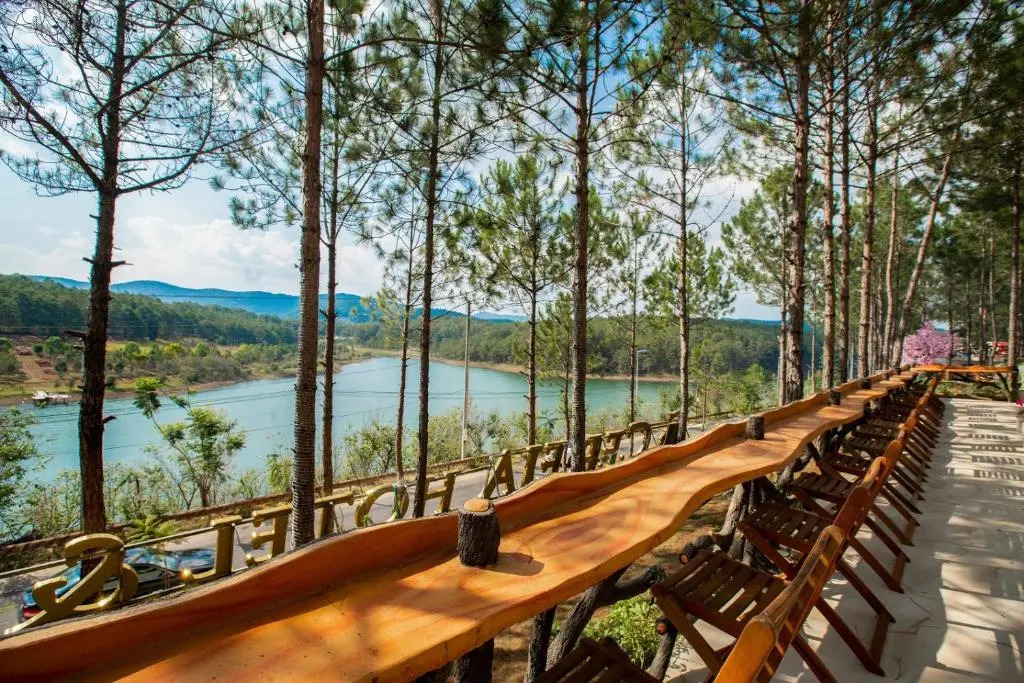 CEREJA Hotel & Resort Dalat