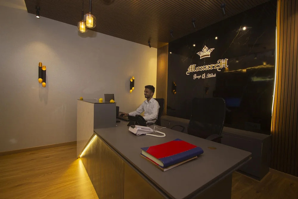Monarch Guestline Magarpatta