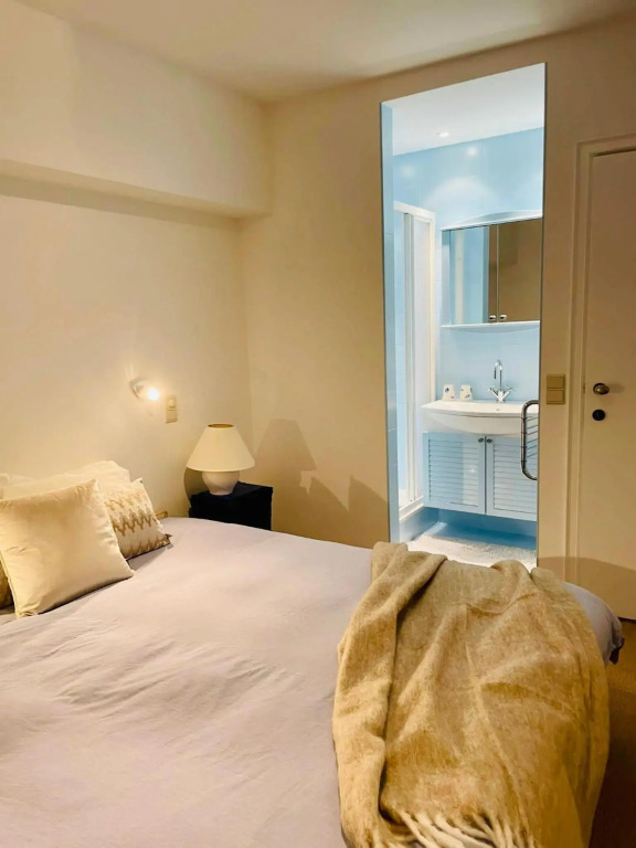 Westside Appartement met zicht op zee en het Rubensplein. Top Ligging!