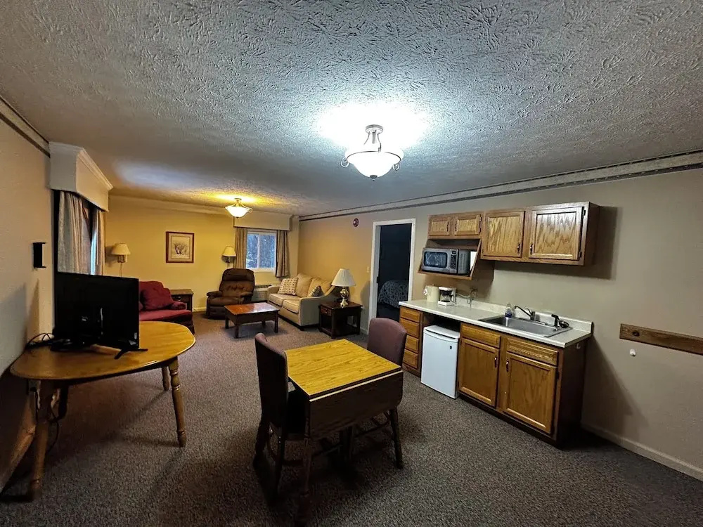 Westgate Inn