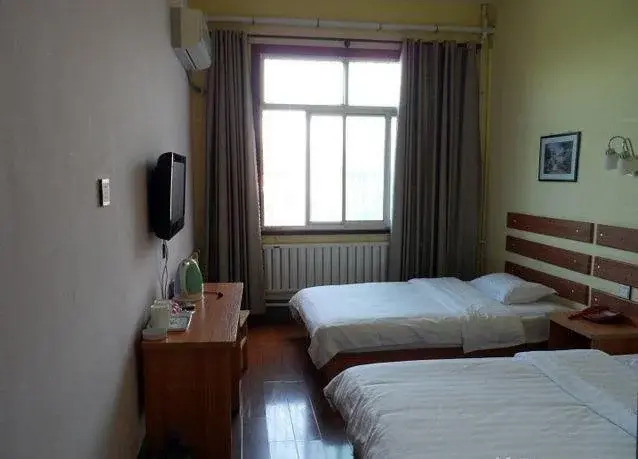 Binzhou Jianing Inn